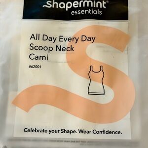 Shapermint Essentials Beige Scoop Neck Cami